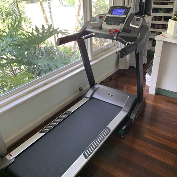 ST37A-StarTrack-Treadmill-Lifestyle-1.png